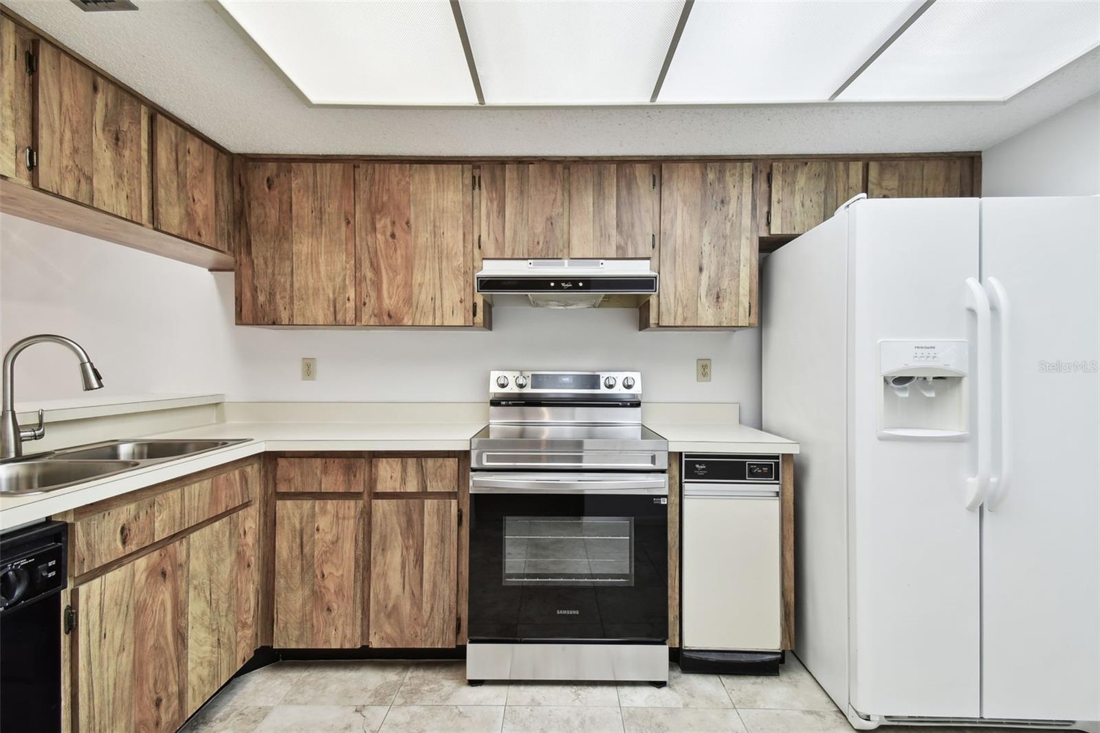 130 LAKEVIEW WAY #130, OLDSMAR, FL, 34677