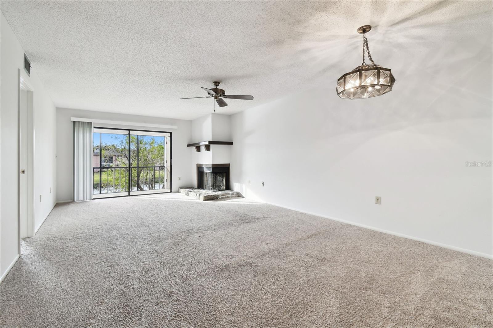 130 LAKEVIEW WAY #130, OLDSMAR, FL, 34677
