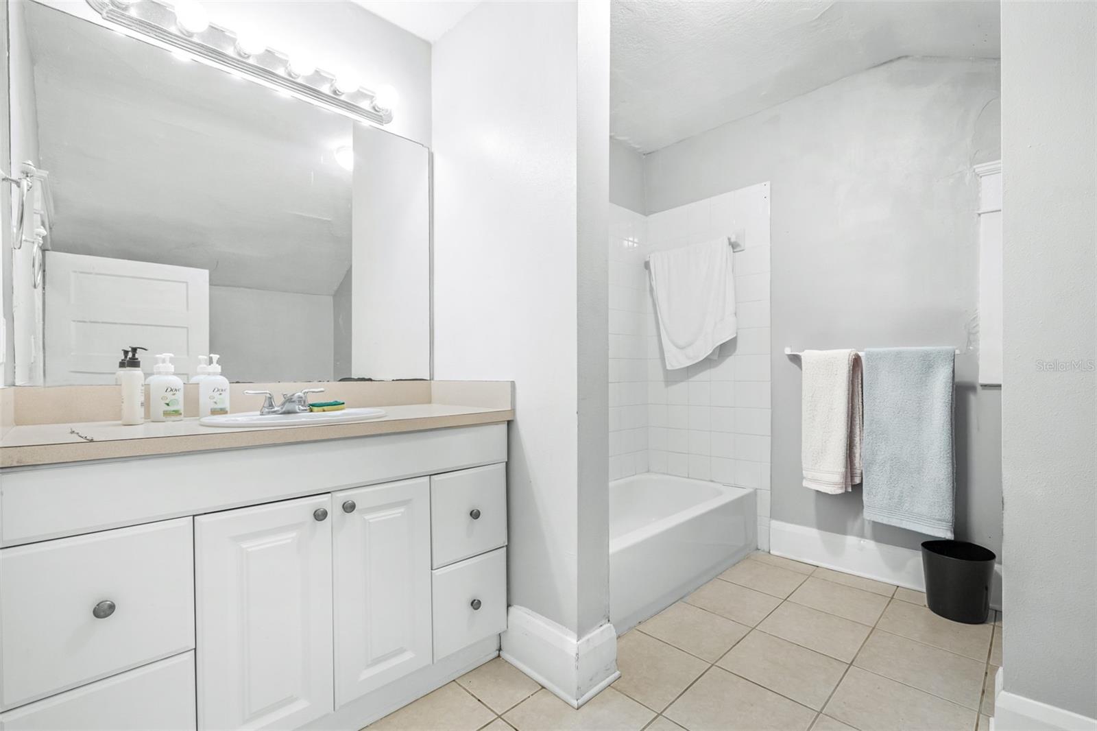 6303 INTERBAY BLVD, TAMPA, FL, 33611