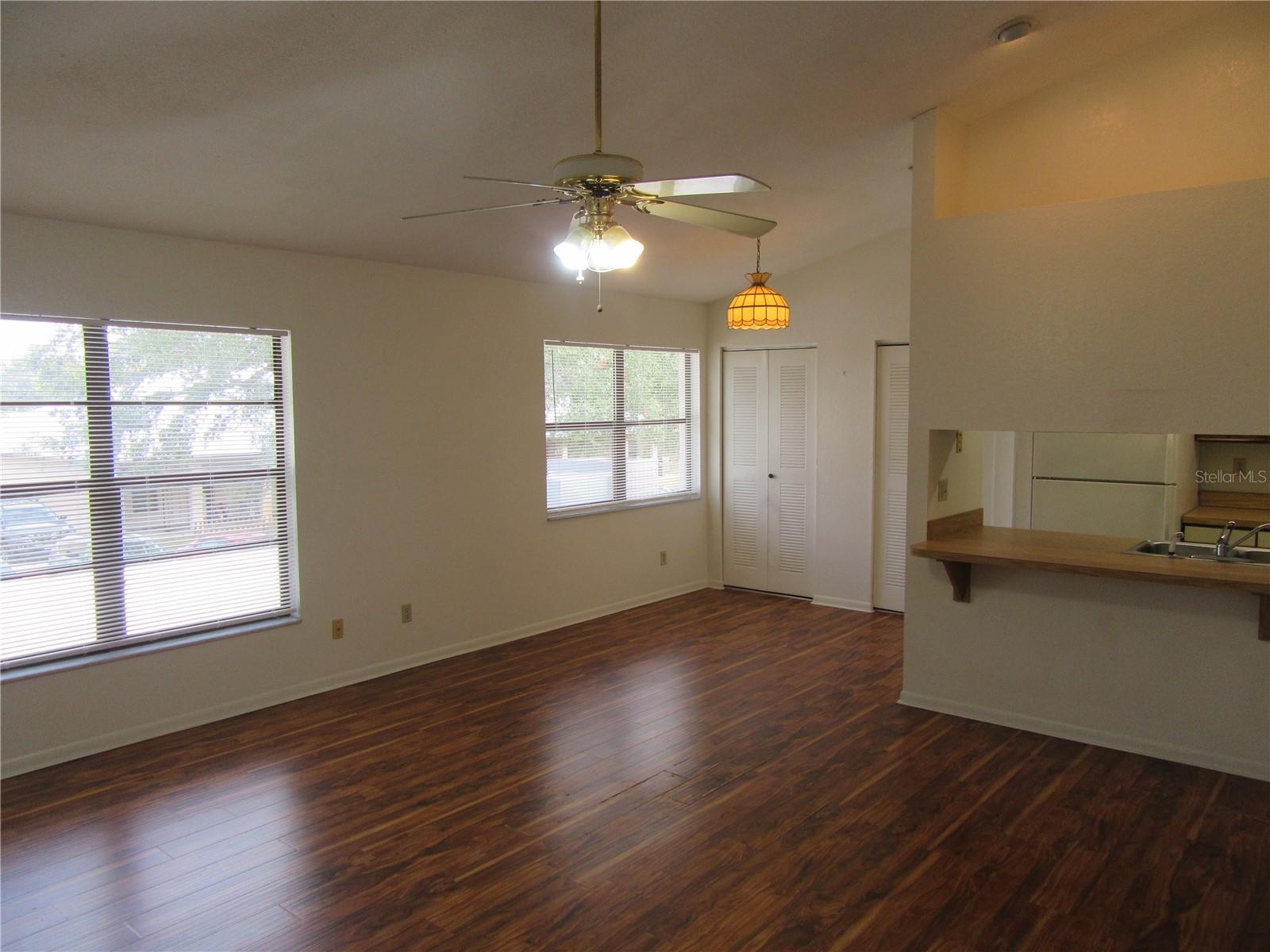 8423 SEMINOLE BLVD #202, SEMINOLE, FL, 33772