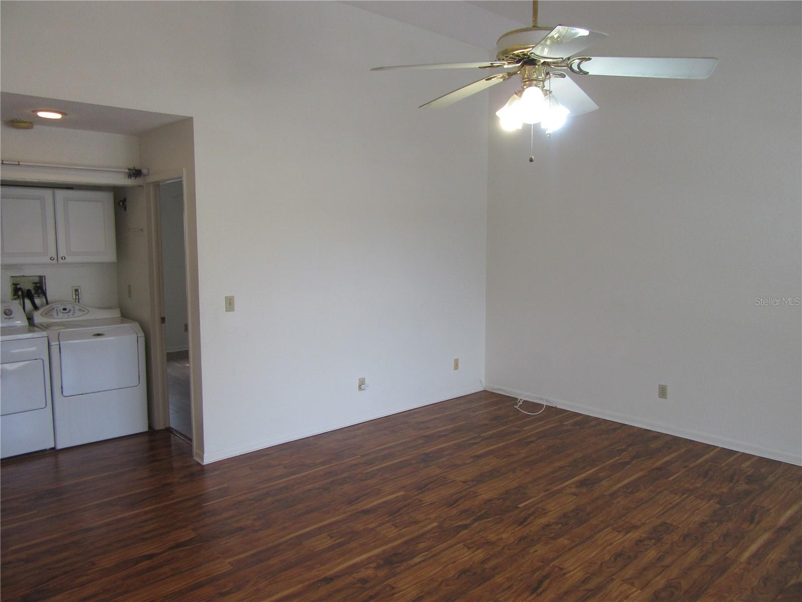 8423 SEMINOLE BLVD #202, SEMINOLE, FL, 33772