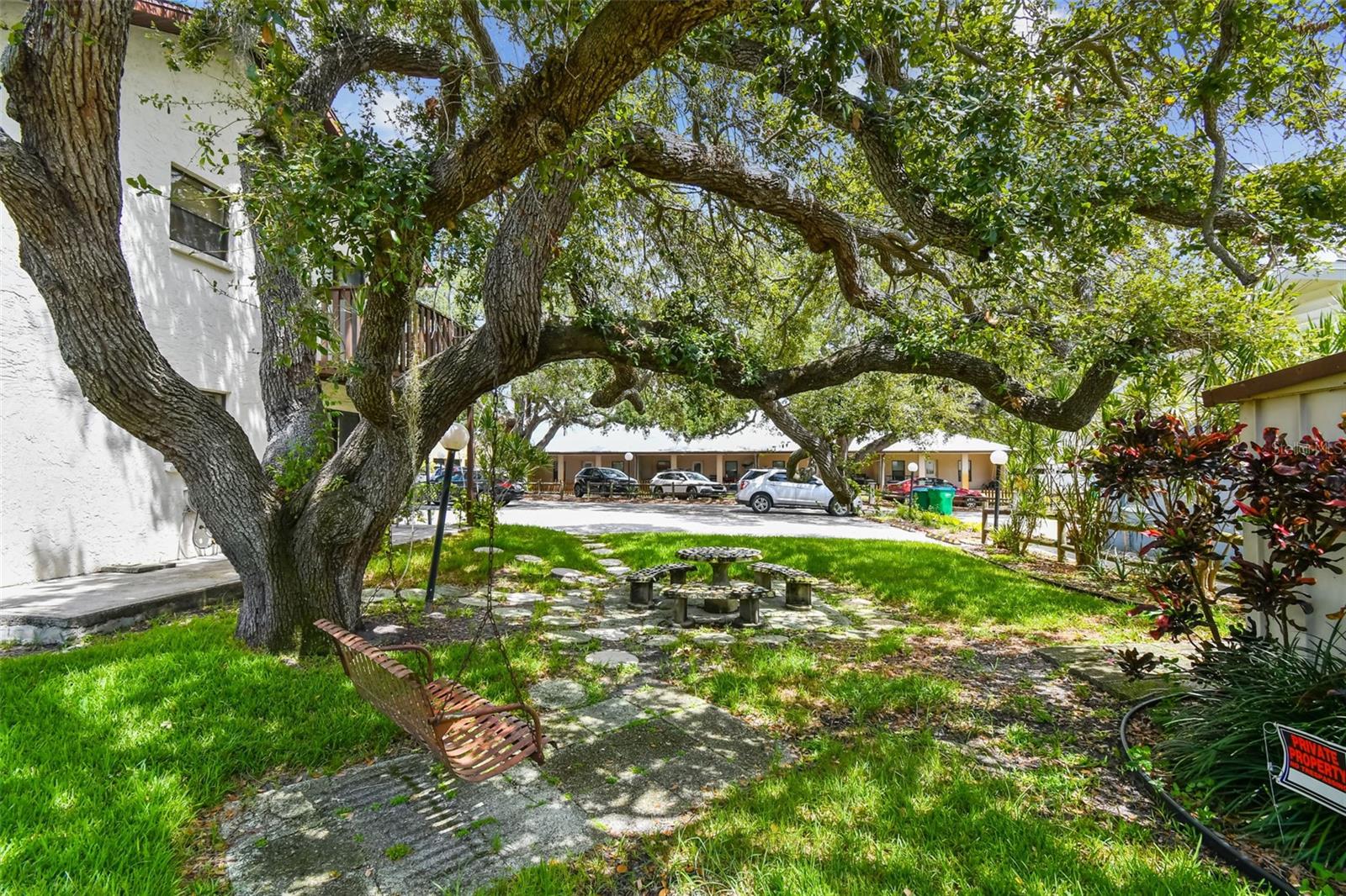 8423 SEMINOLE BLVD #202, SEMINOLE, FL, 33772
