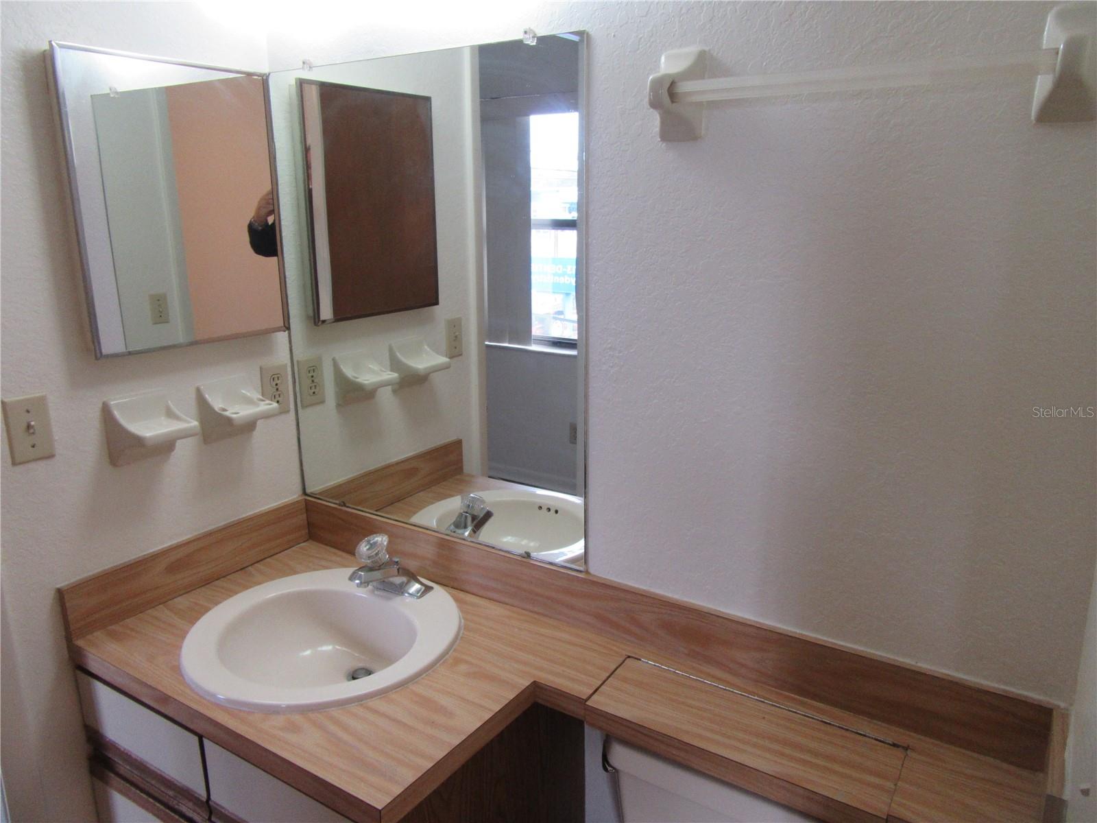8423 SEMINOLE BLVD #202, SEMINOLE, FL, 33772