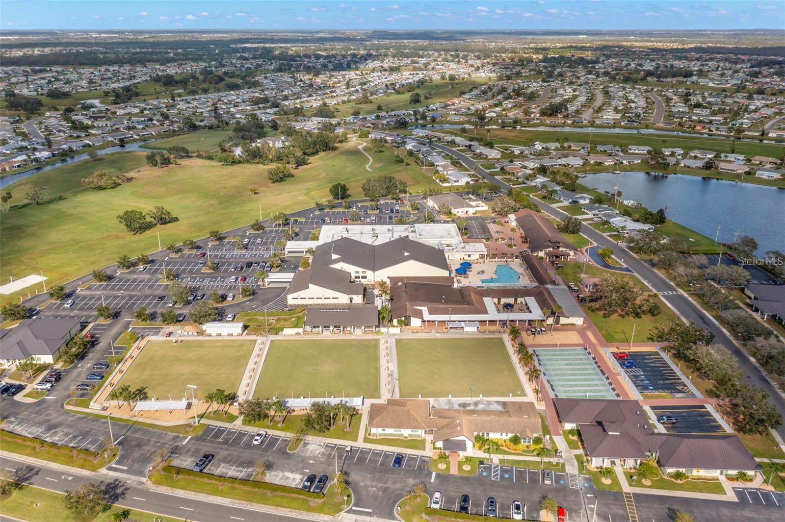 1354 EMERALD DUNES DR, SUN CITY CENTER, FL, 33573
