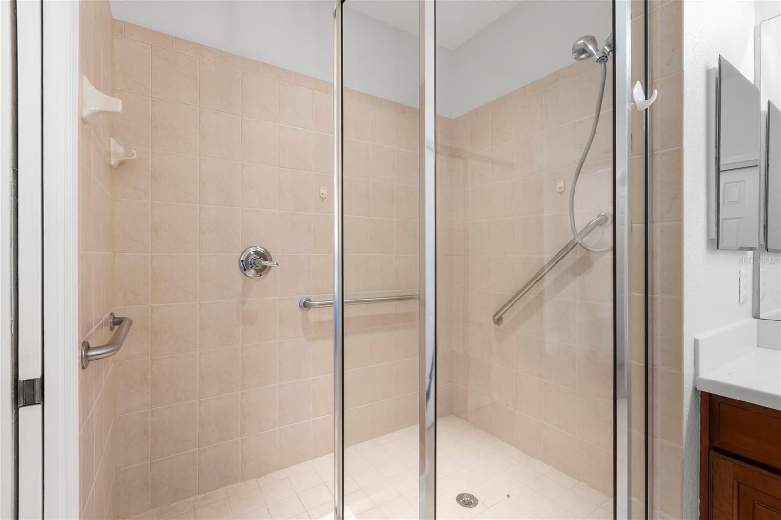 1354 EMERALD DUNES DR, SUN CITY CENTER, FL, 33573