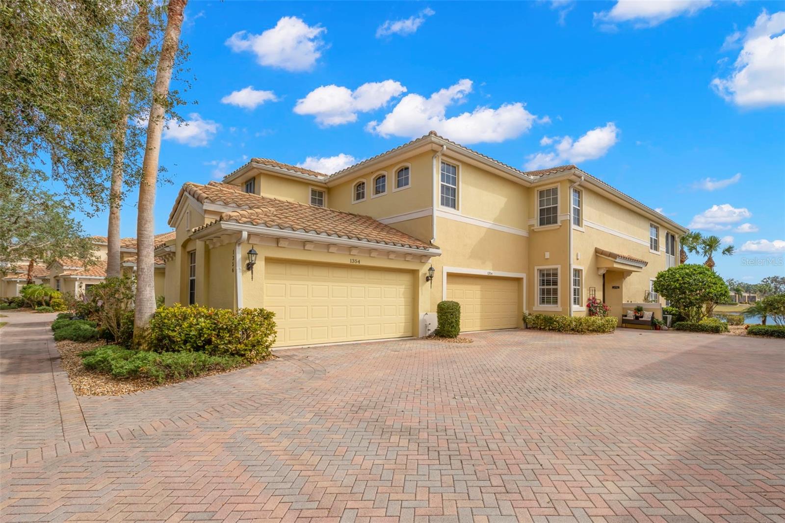1354 EMERALD DUNES DR, SUN CITY CENTER, FL, 33573
