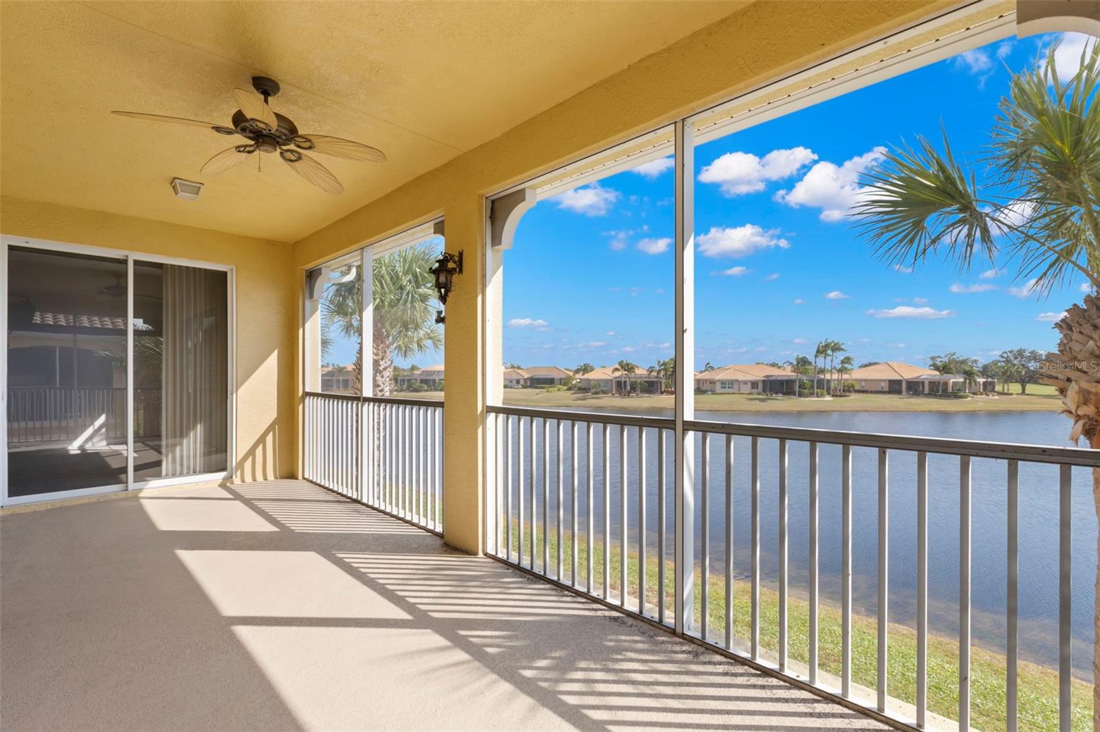 1354 EMERALD DUNES DR, SUN CITY CENTER, FL, 33573