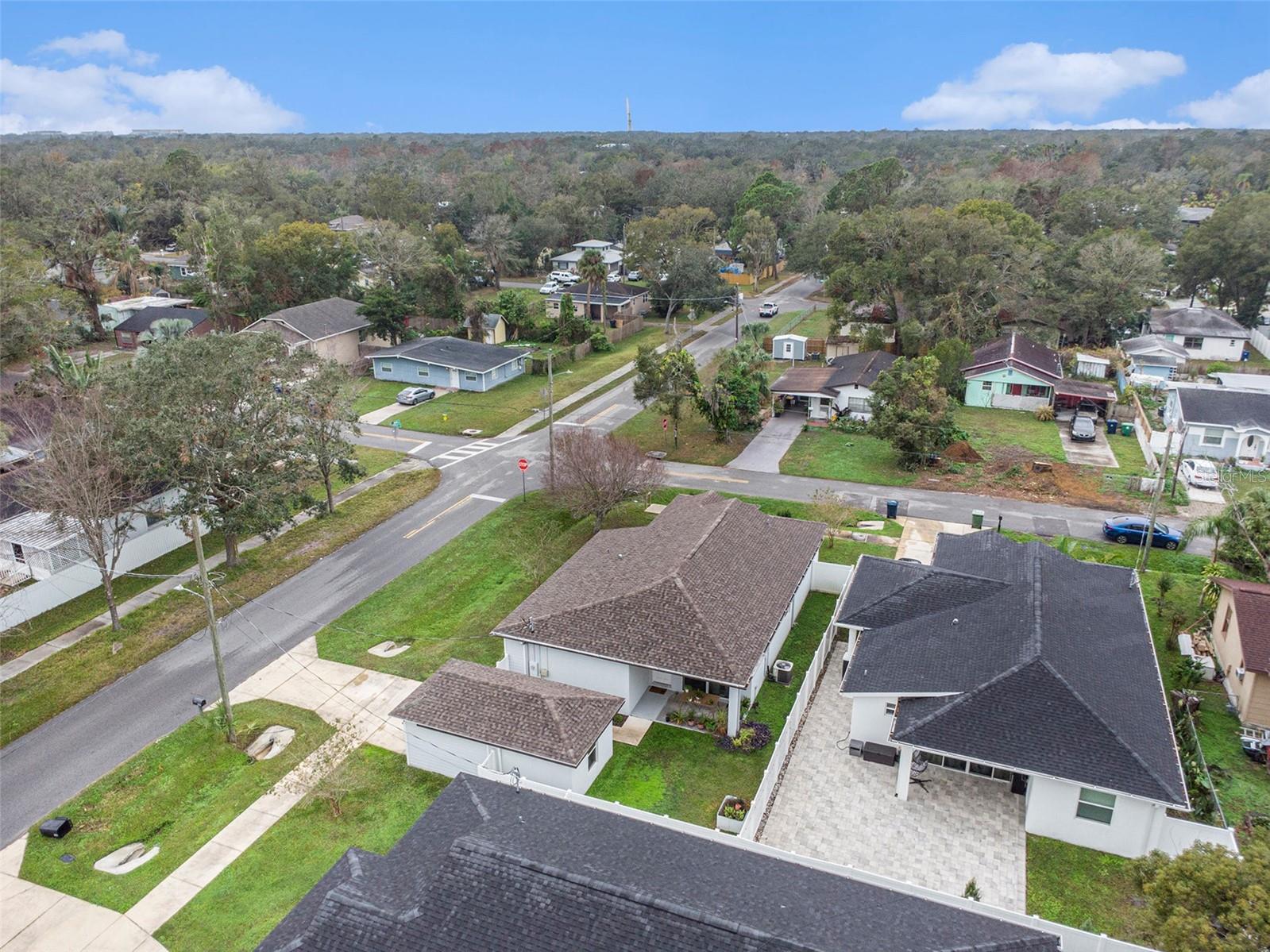 211 W BROAD ST, TAMPA, FL, 33604
