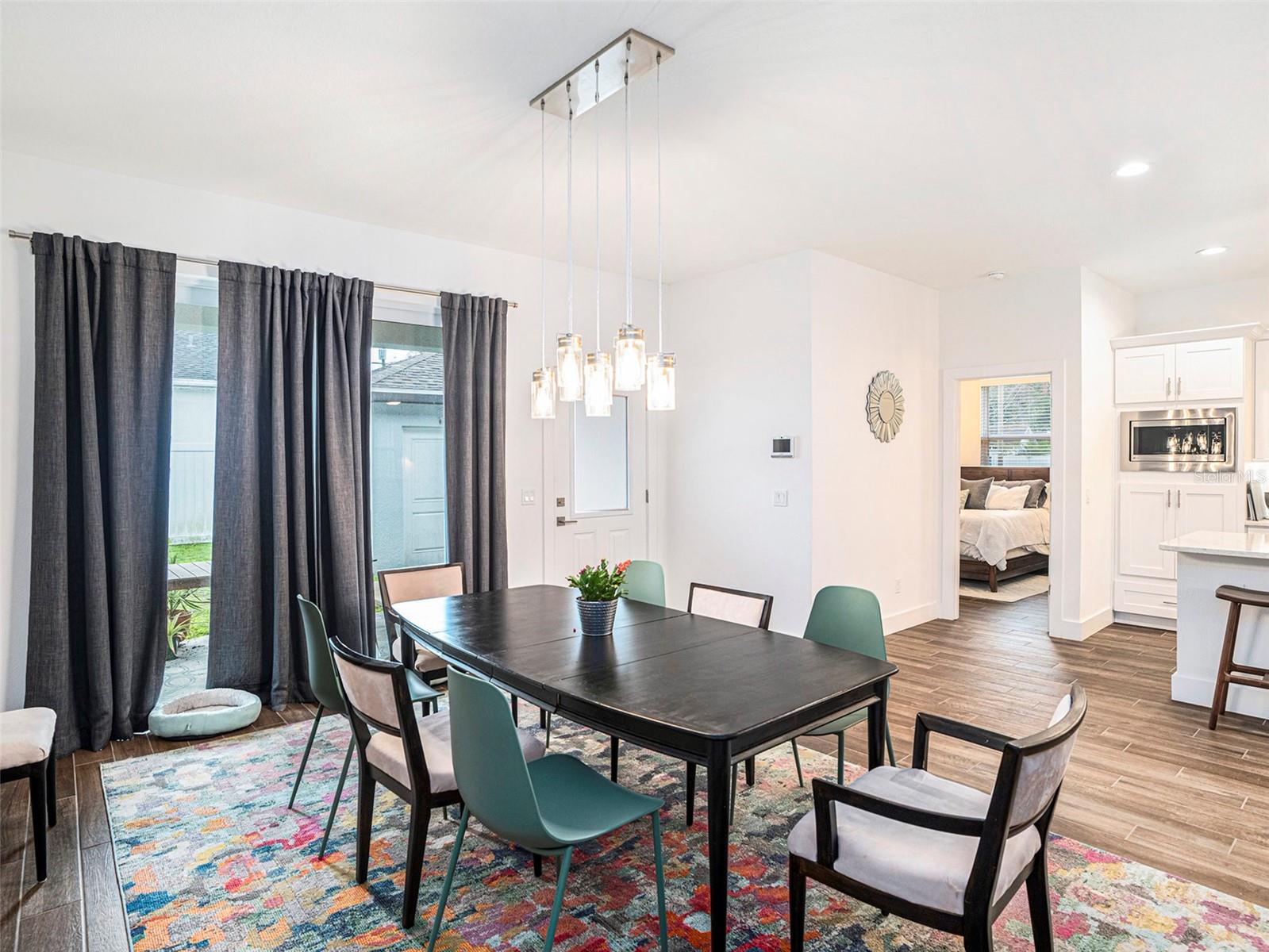 211 W BROAD ST, TAMPA, FL, 33604