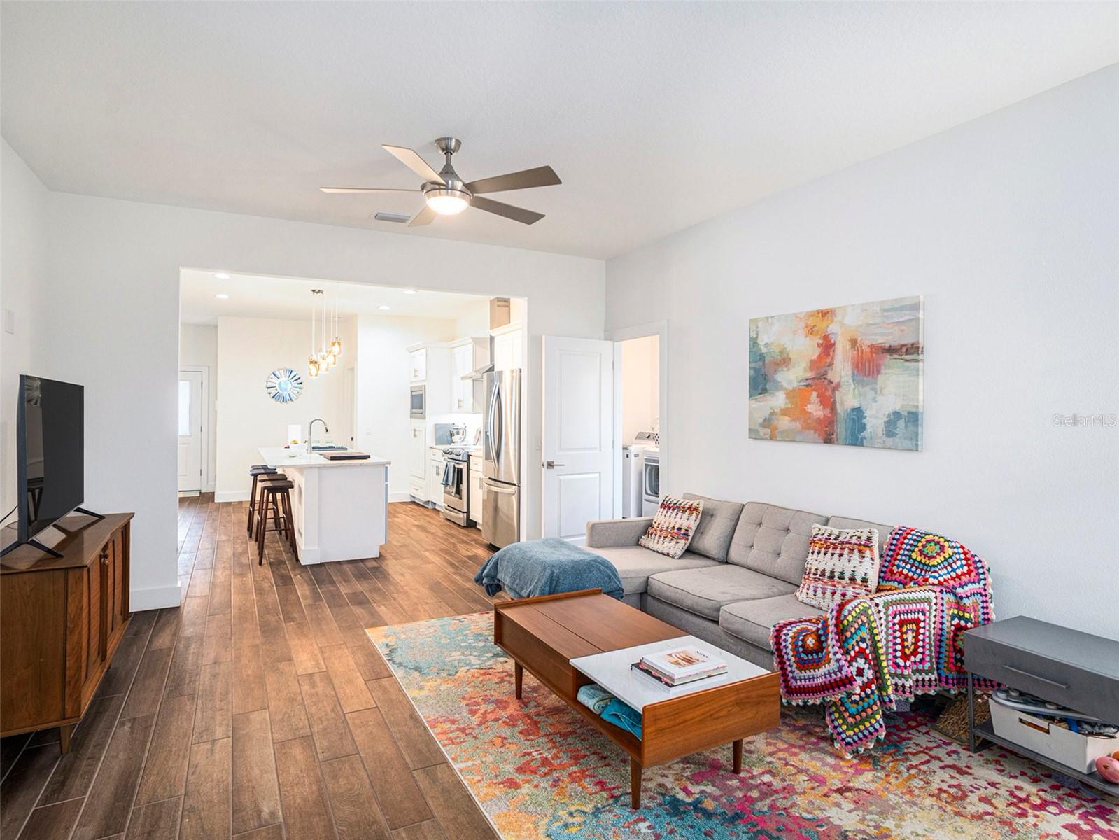 211 W BROAD ST, TAMPA, FL, 33604
