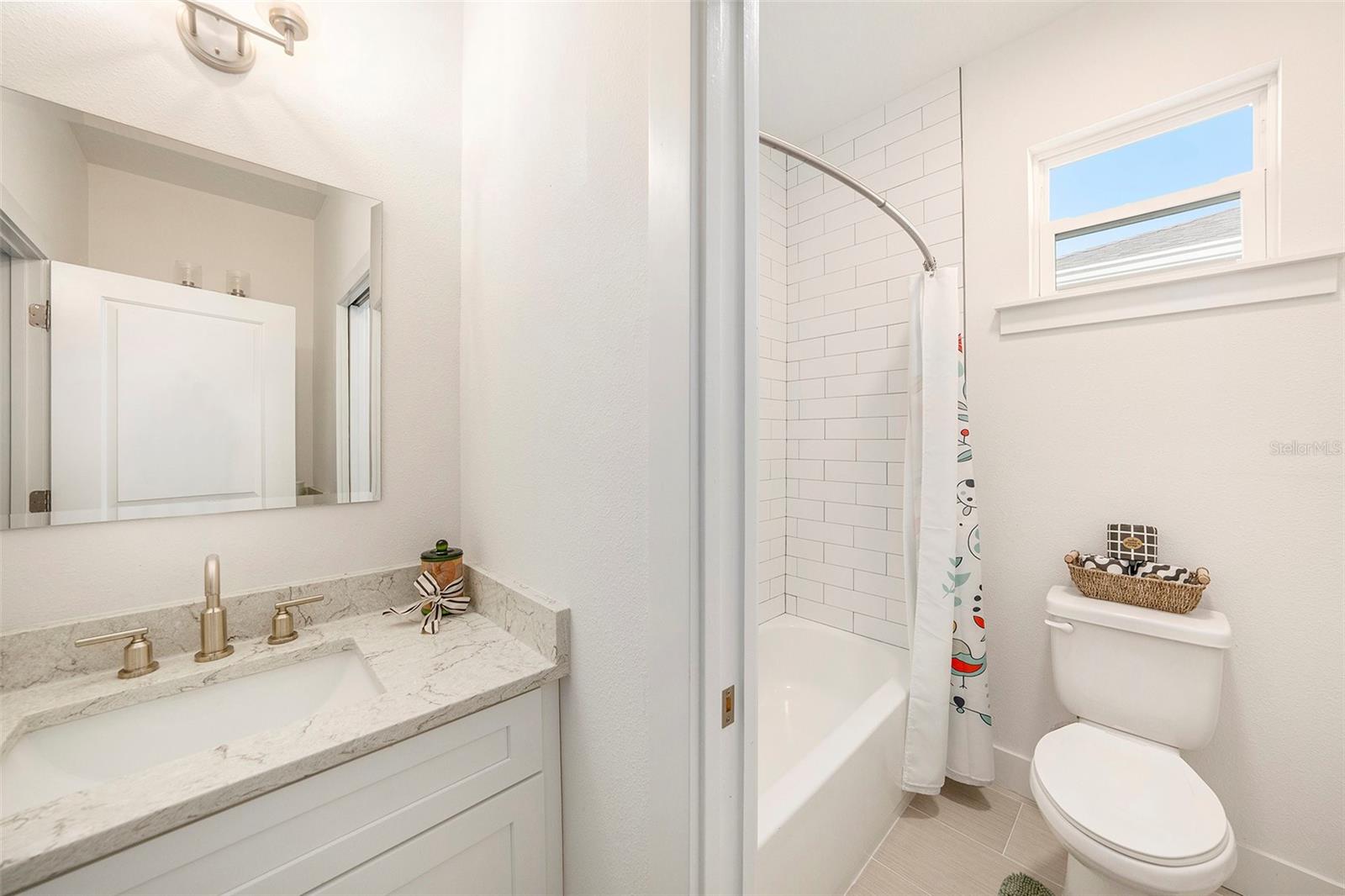 211 W BROAD ST, TAMPA, FL, 33604