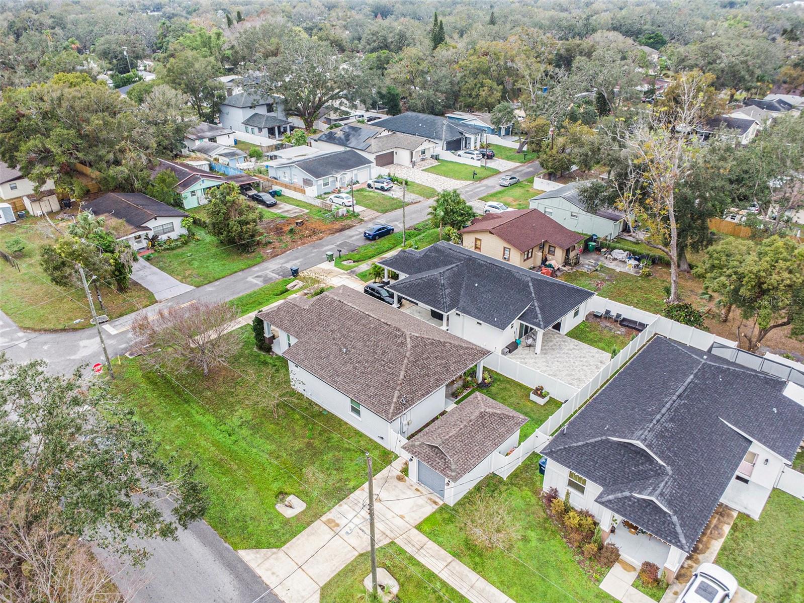 211 W BROAD ST, TAMPA, FL, 33604