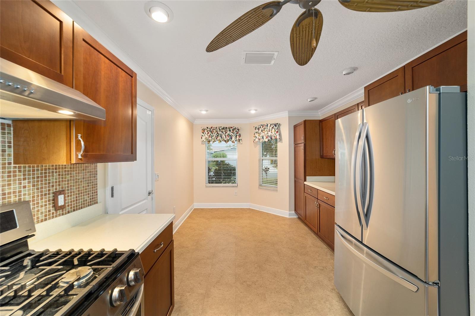 1548 LORIS LOOP, THE VILLAGES, FL, 32162