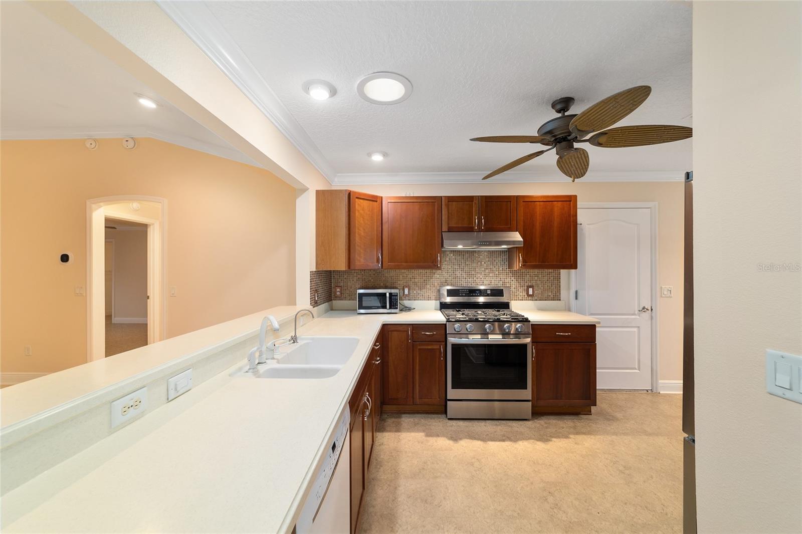 1548 LORIS LOOP, THE VILLAGES, FL, 32162