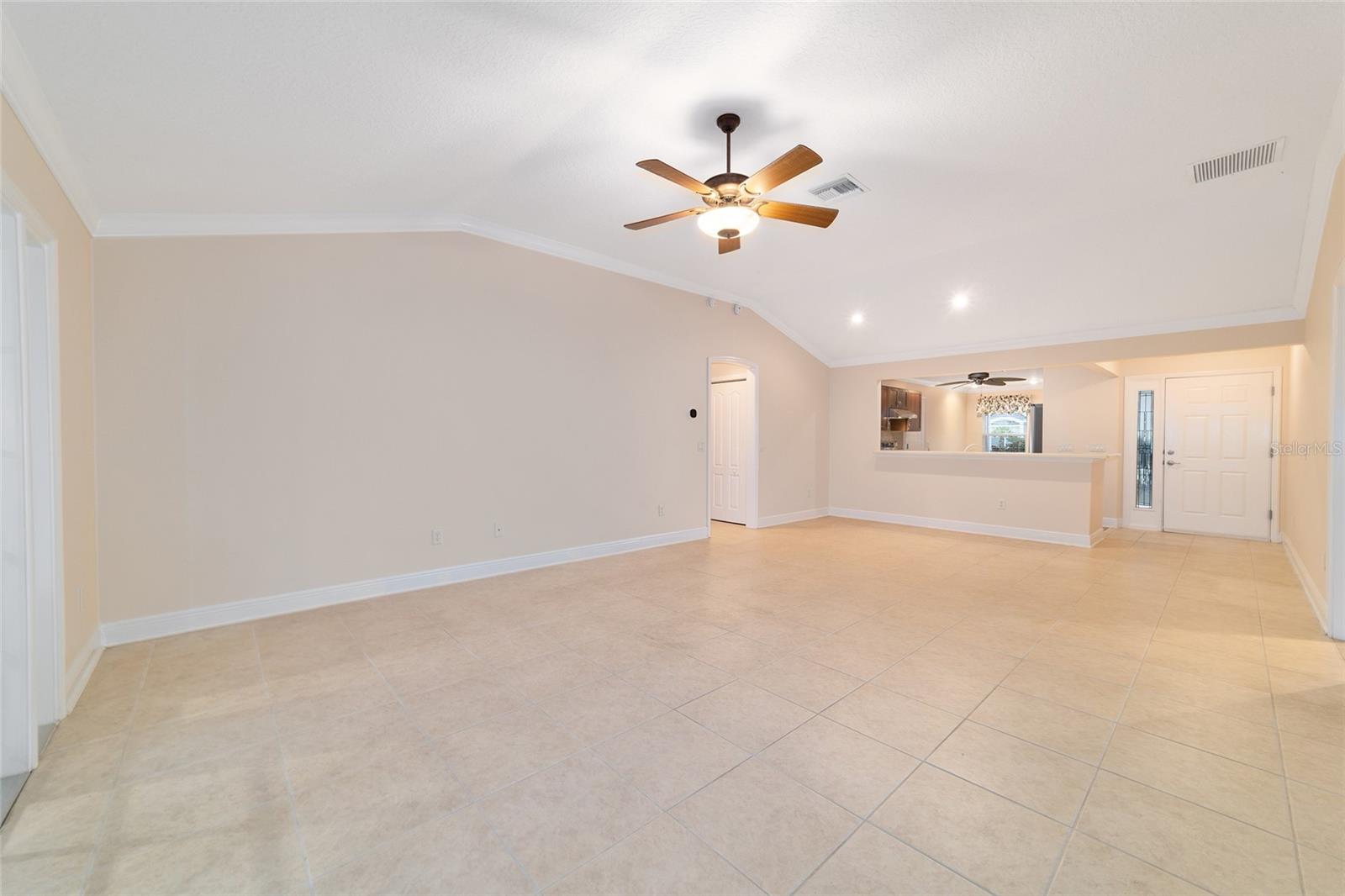1548 LORIS LOOP, THE VILLAGES, FL, 32162