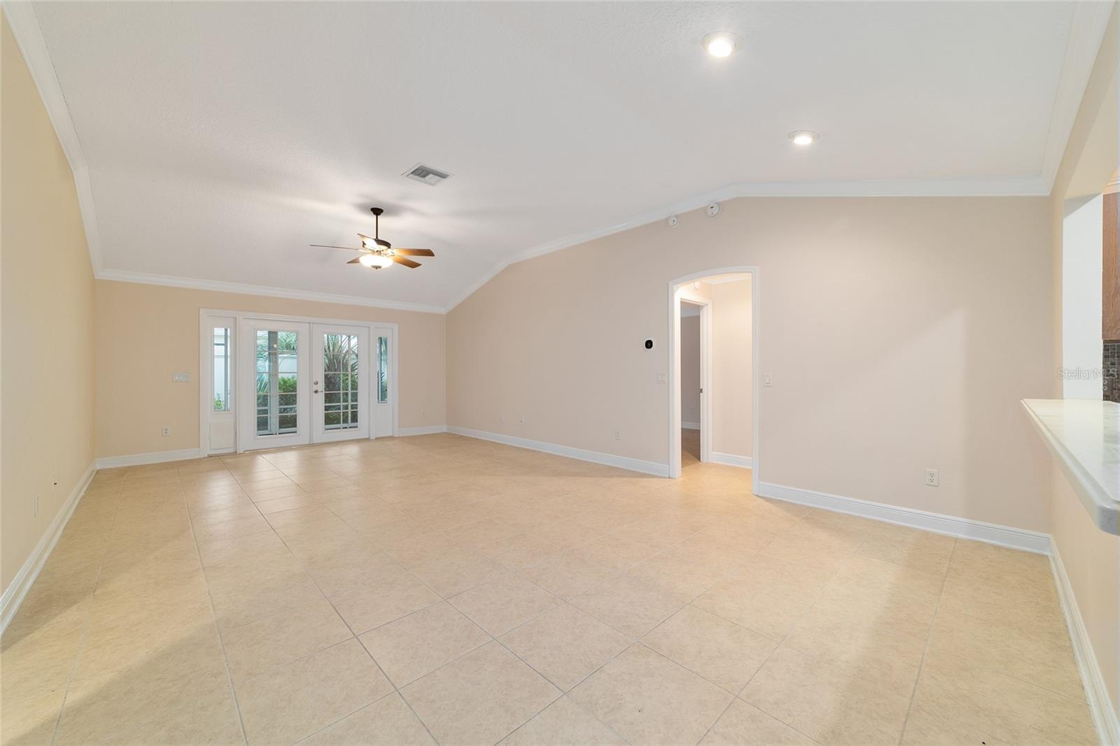 1548 LORIS LOOP, THE VILLAGES, FL, 32162