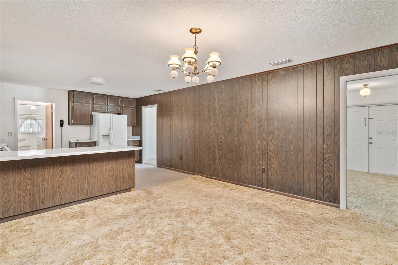 2010 HOLLYWOOD DR, LEESBURG, FL, 34748