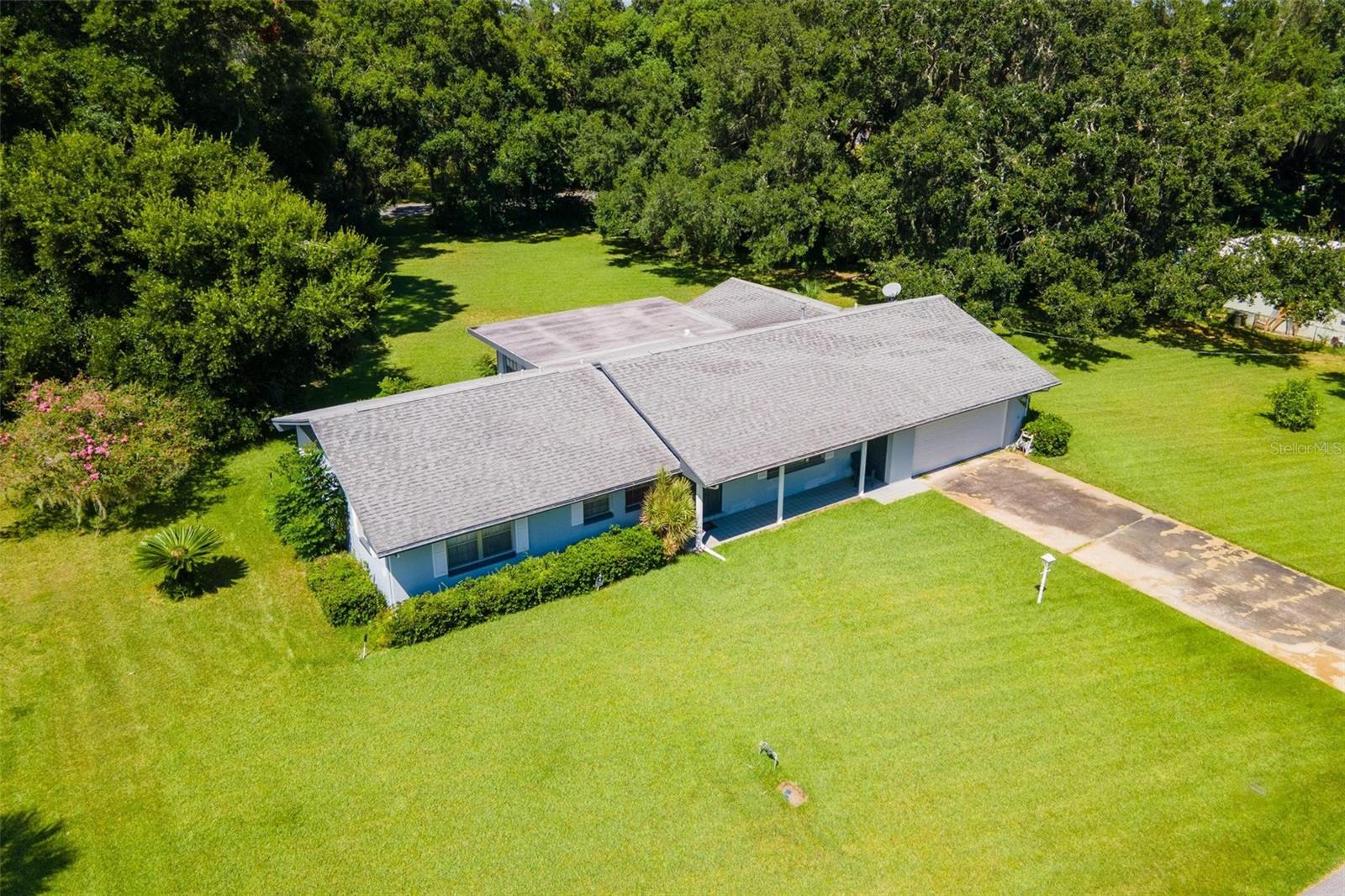 2010 HOLLYWOOD DR, LEESBURG, FL, 34748