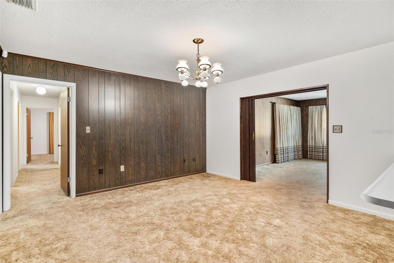 2010 HOLLYWOOD DR, LEESBURG, FL, 34748