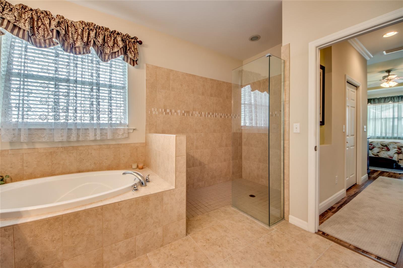 2444 ASHBURY CIR, CAPE CORAL, FL, 33991