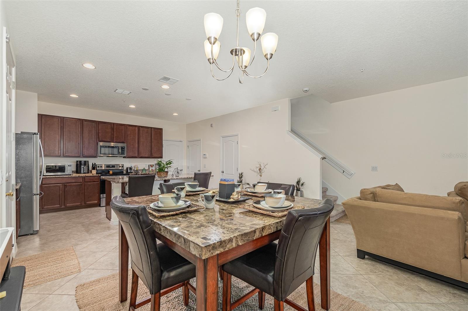 250 MERRY BROOK CIR, SANFORD, FL, 32771