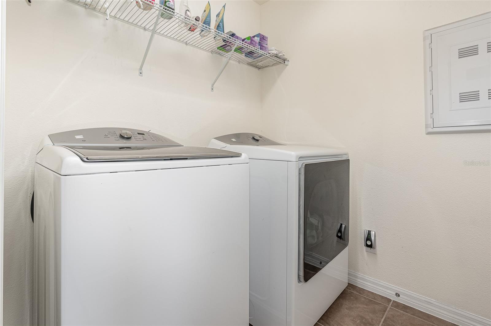 250 MERRY BROOK CIR, SANFORD, FL, 32771