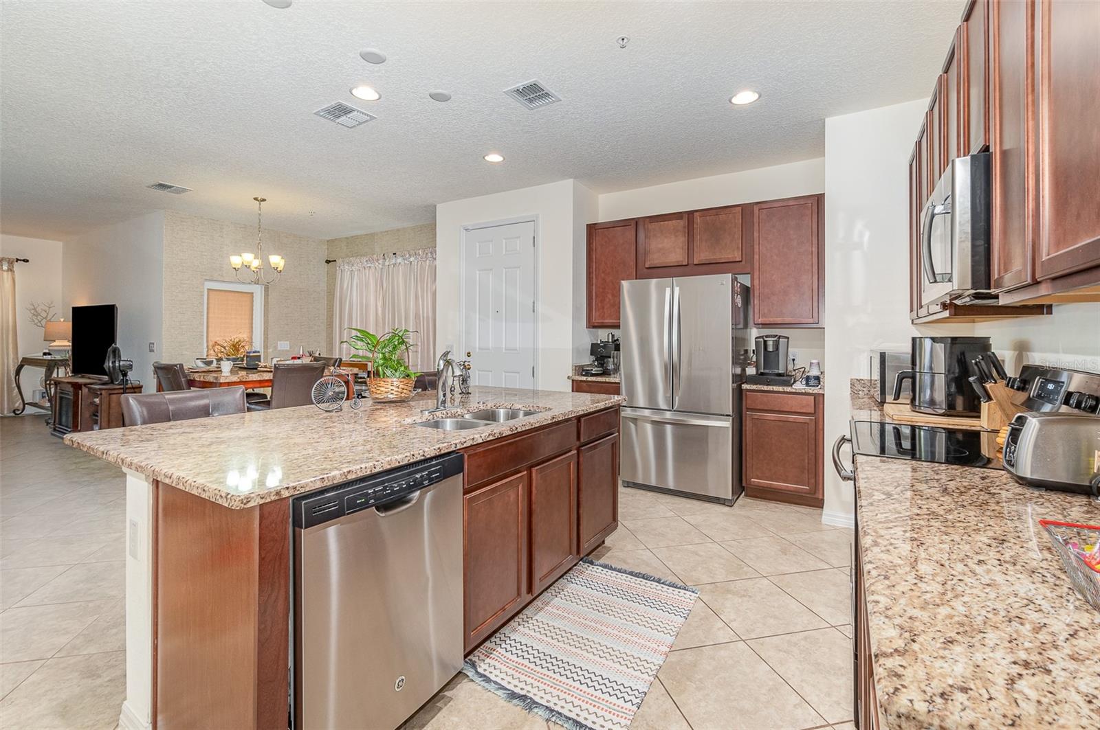 250 MERRY BROOK CIR, SANFORD, FL, 32771