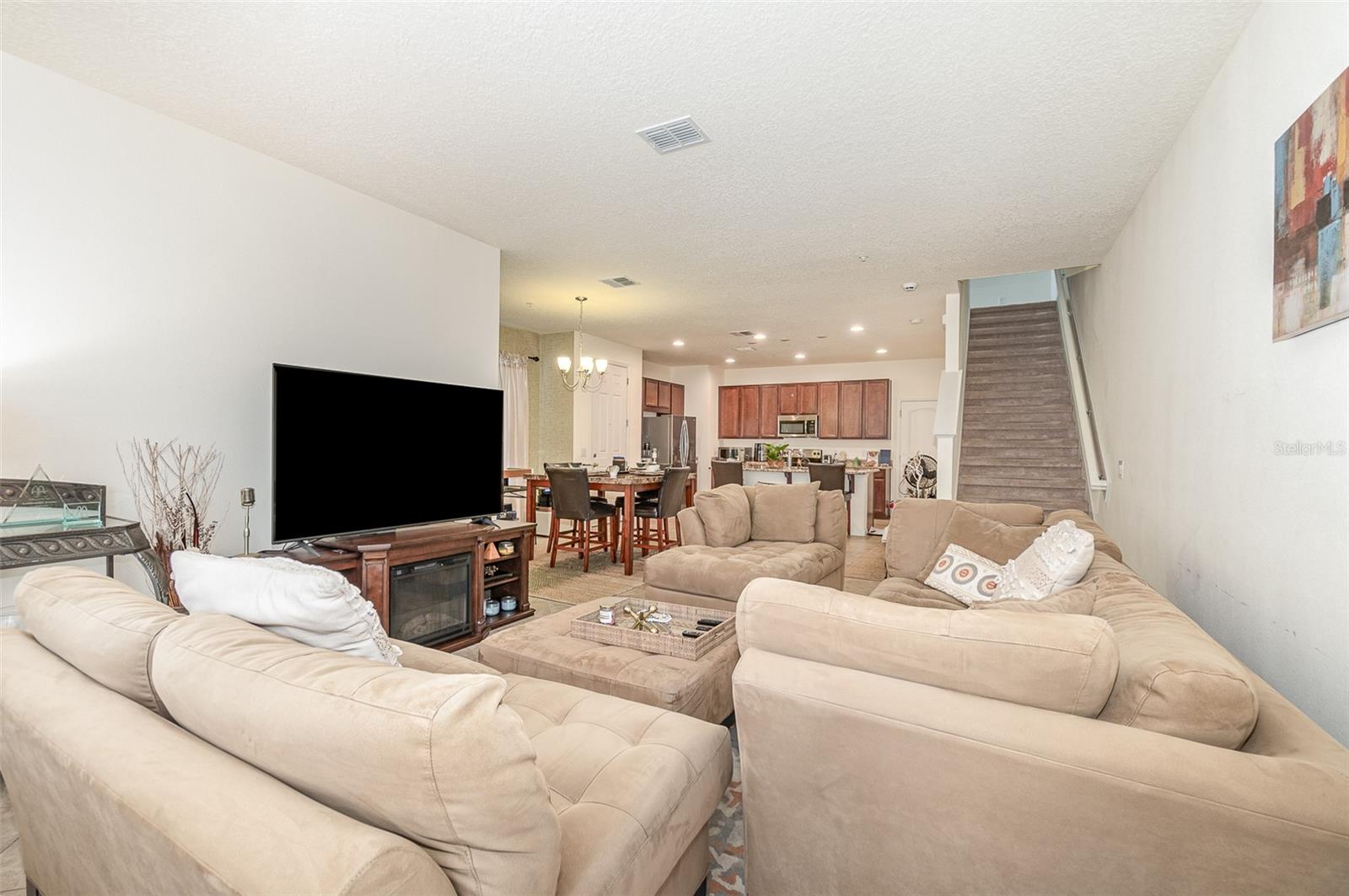 250 MERRY BROOK CIR, SANFORD, FL, 32771