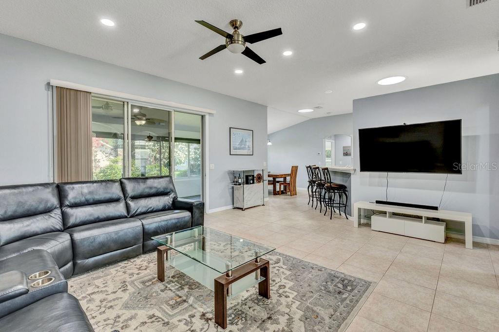 11 MANDERLEY LN, ORMOND BEACH, FL, 32174