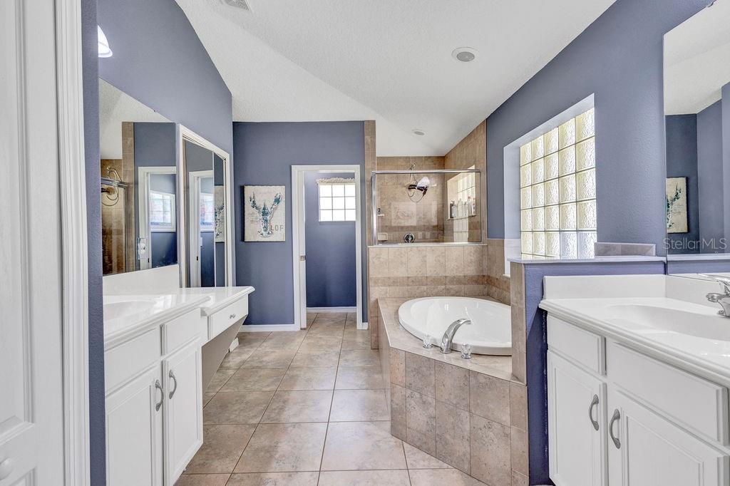 11 MANDERLEY LN, ORMOND BEACH, FL, 32174