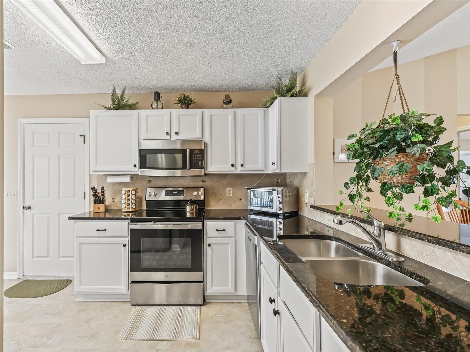 2001 CORDERO CT, THE VILLAGES, FL, 32159