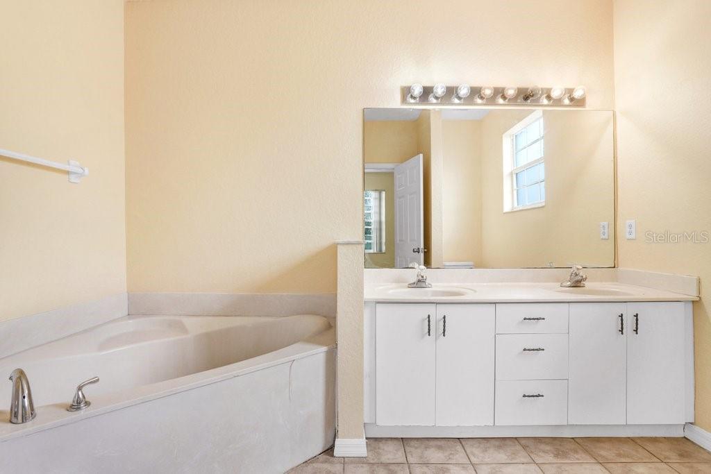 16202 INDIAN CREEK DR #16202, KISSIMMEE, FL, 34759