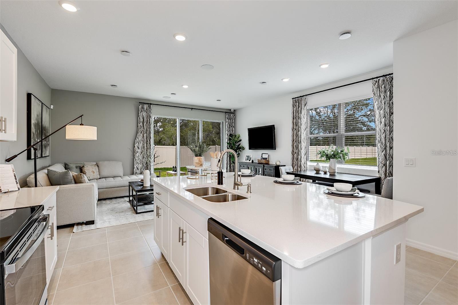 2468 PENGUIN BLVD, DAVENPORT, FL, 33837