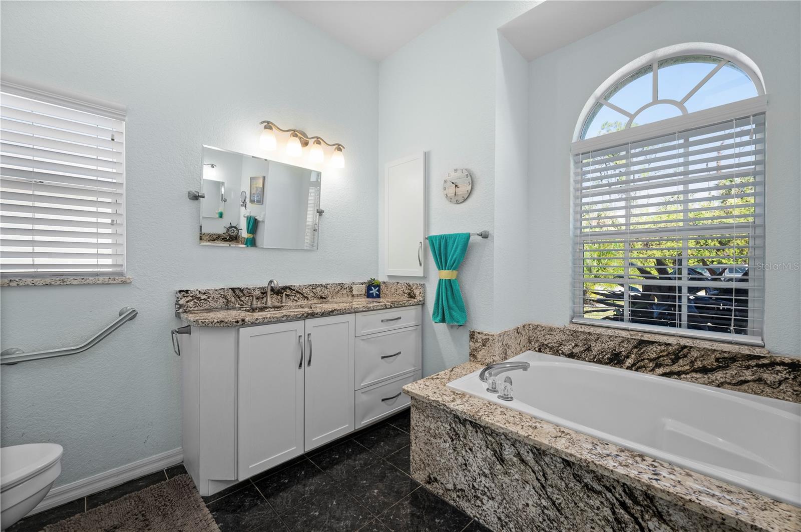 23511 LARK AVE, PORT CHARLOTTE, FL, 33954