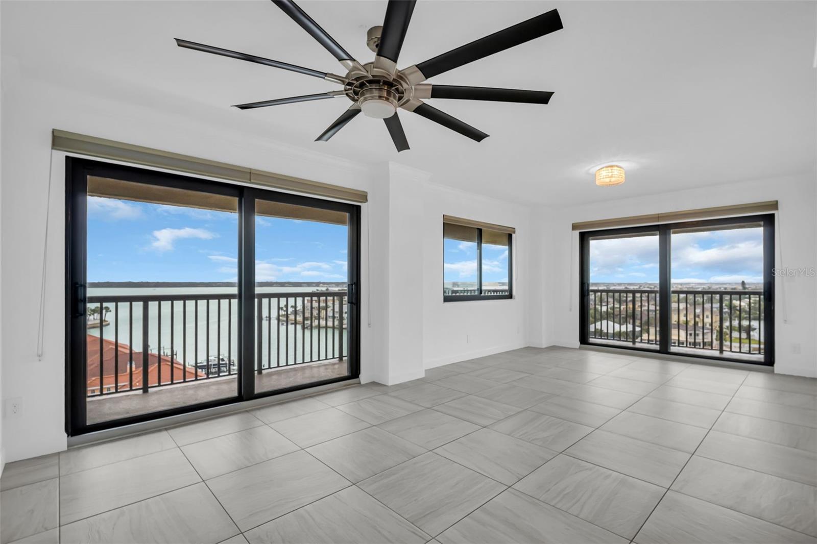 1651 SAND KEY ESTATES CT #84, CLEARWATER BEACH, FL, 33767