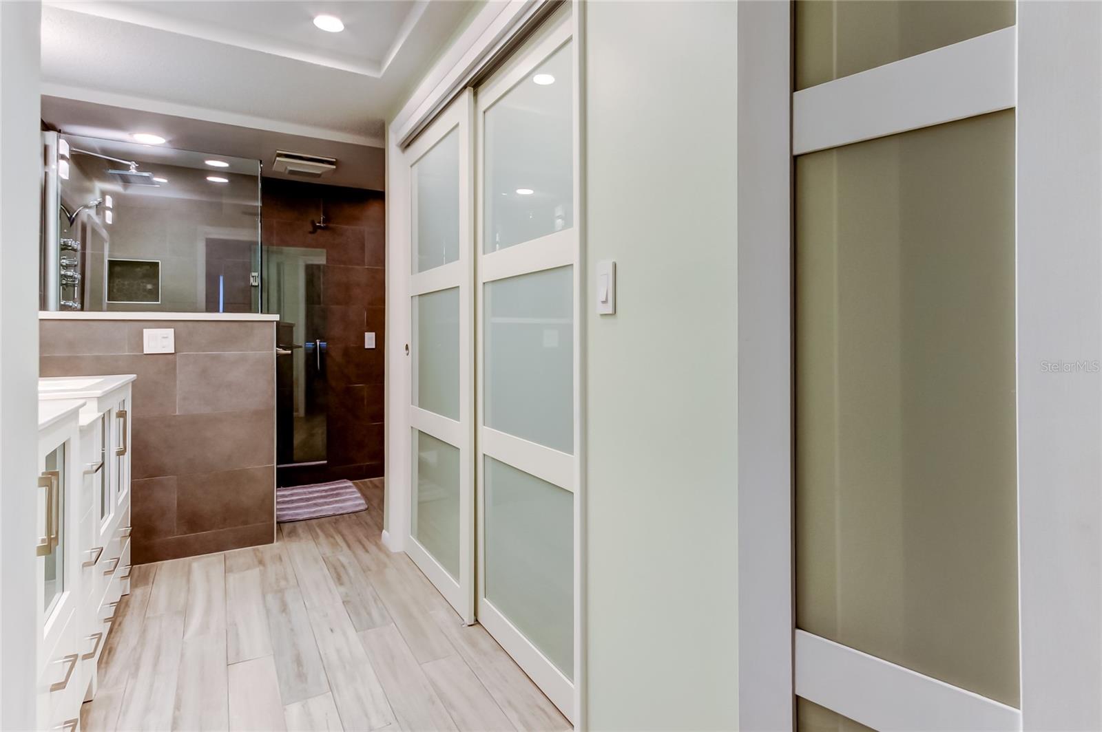 675 S GULFVIEW BLVD #1001, CLEARWATER BEACH, FL, 33767
