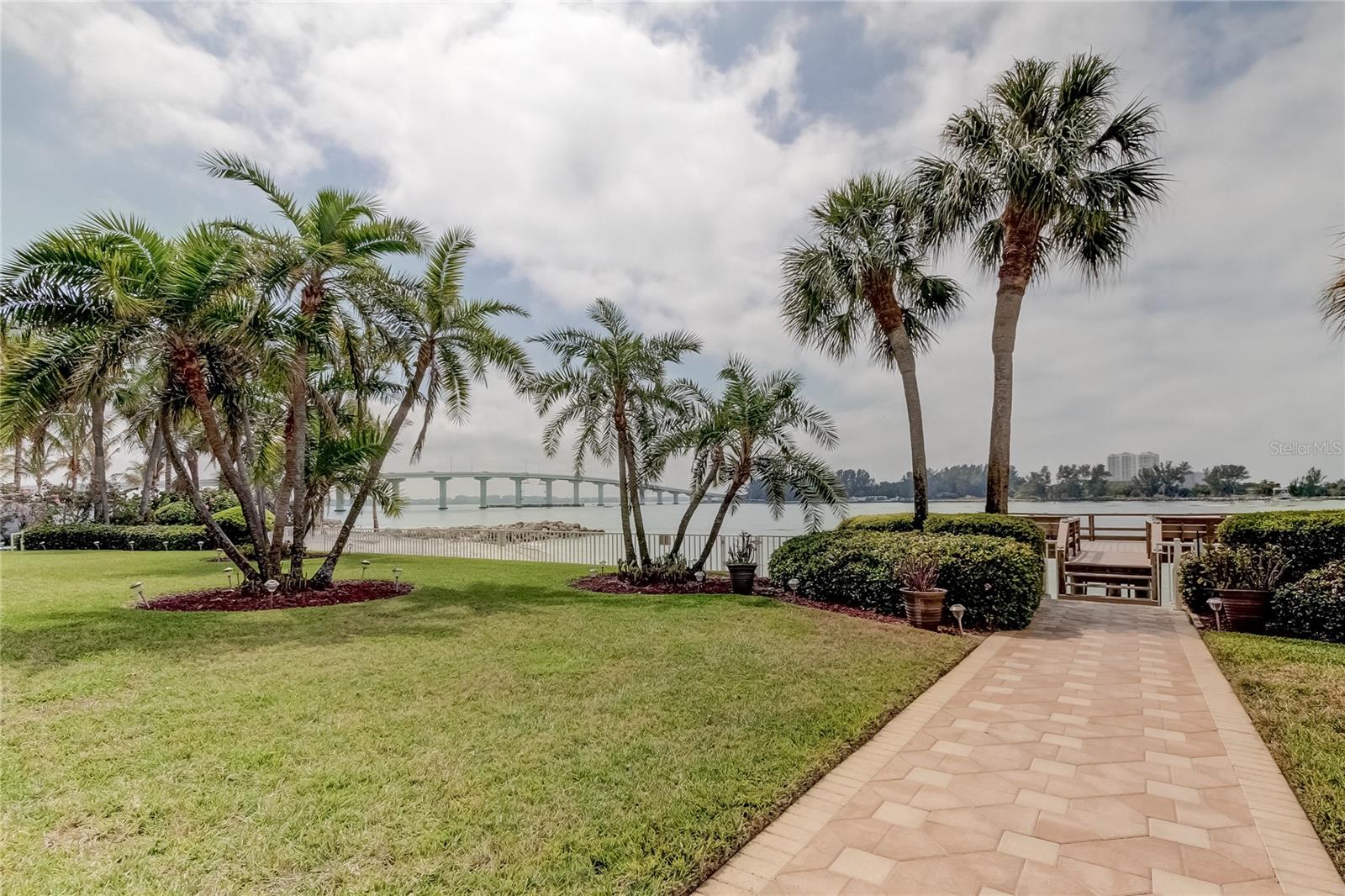 675 S GULFVIEW BLVD #1001, CLEARWATER BEACH, FL, 33767