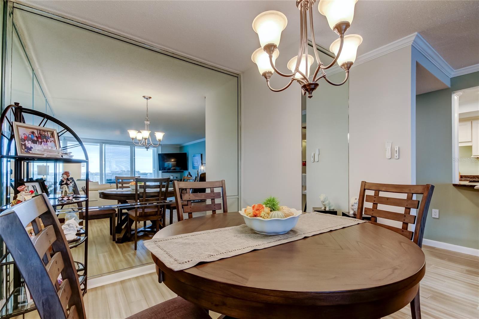675 S GULFVIEW BLVD #1001, CLEARWATER BEACH, FL, 33767