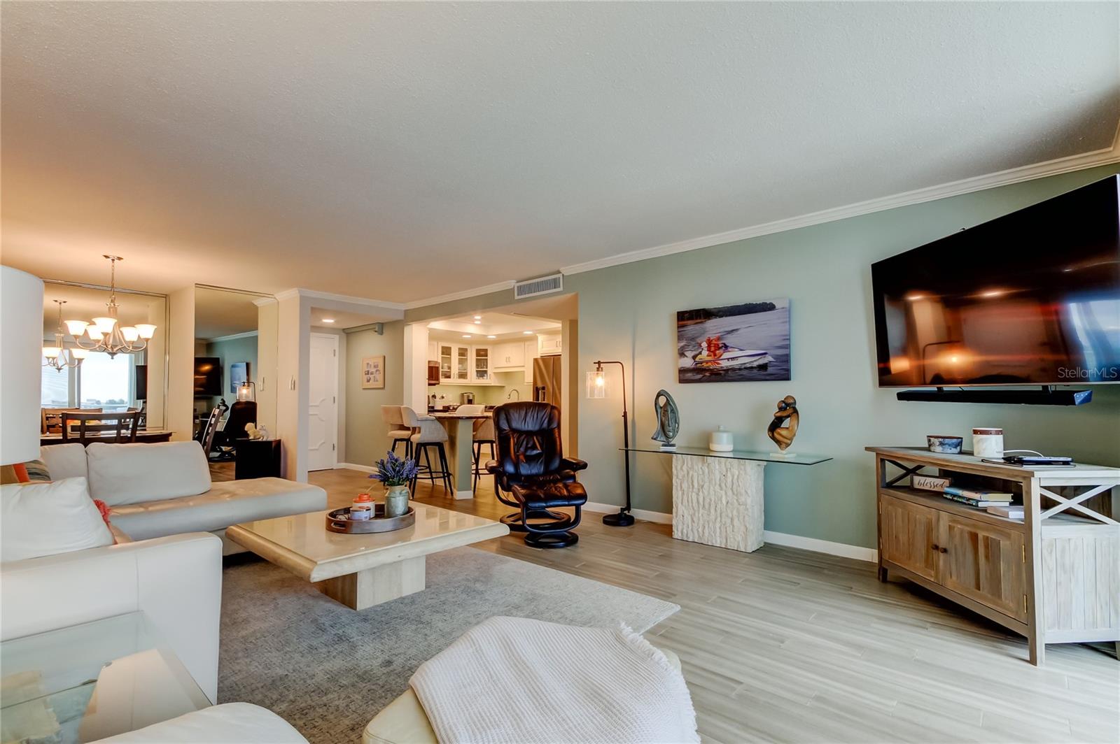 675 S GULFVIEW BLVD #1001, CLEARWATER BEACH, FL, 33767