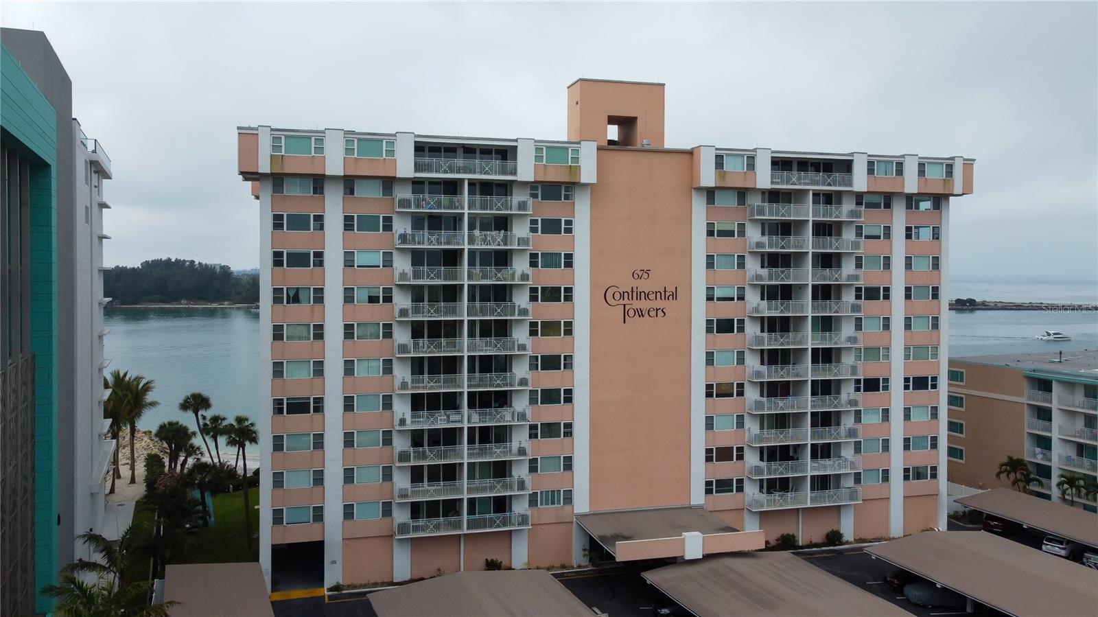 675 S GULFVIEW BLVD #1001, CLEARWATER BEACH, FL, 33767
