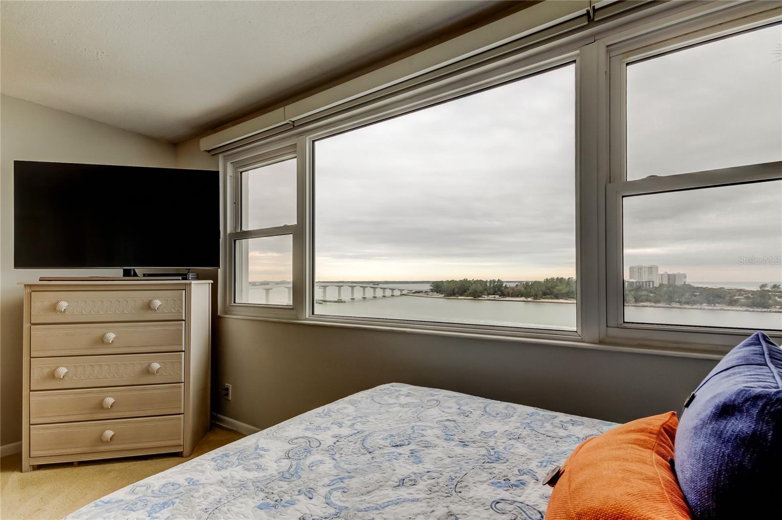 675 S GULFVIEW BLVD #1001, CLEARWATER BEACH, FL, 33767