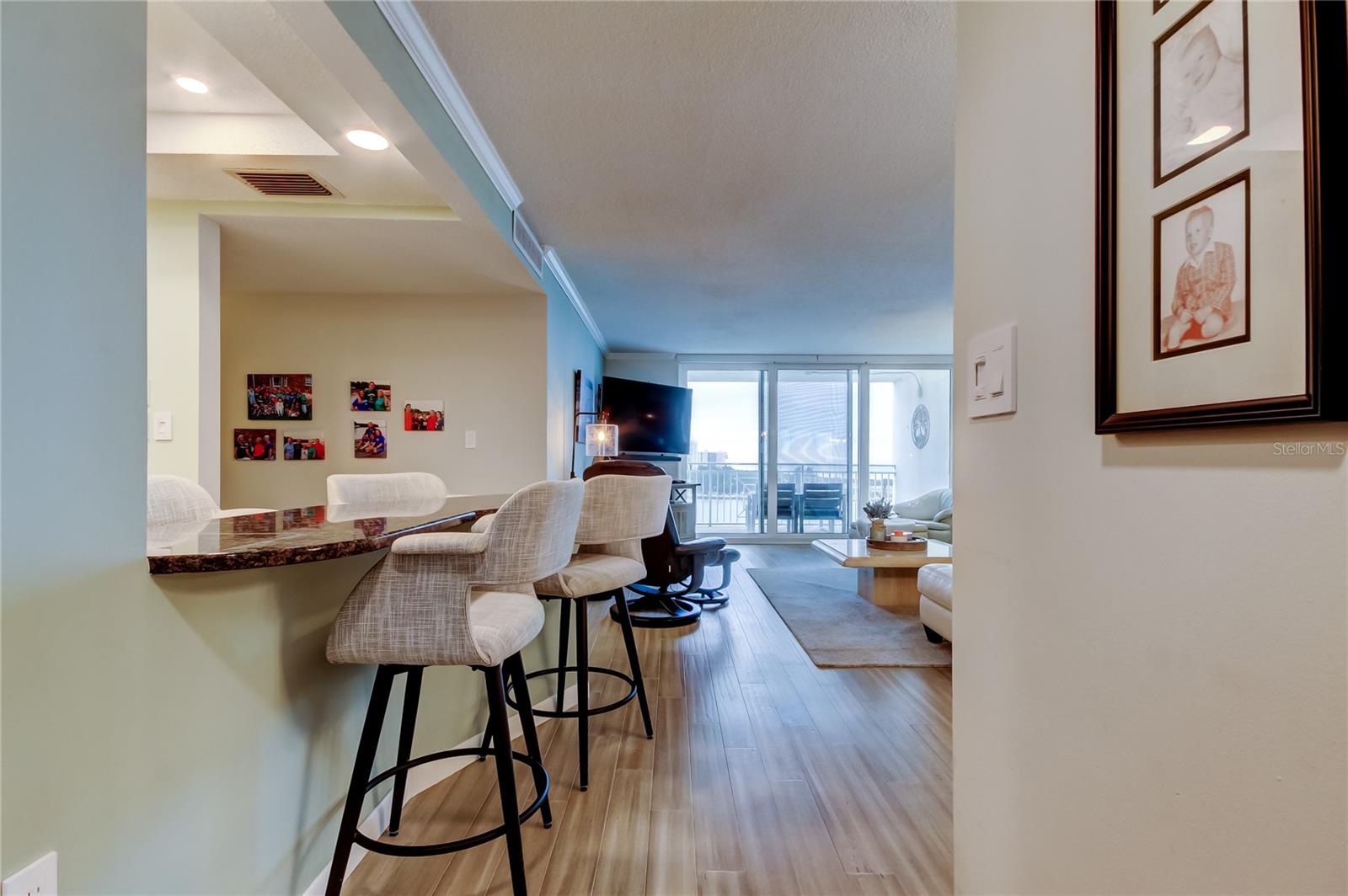 675 S GULFVIEW BLVD #1001, CLEARWATER BEACH, FL, 33767
