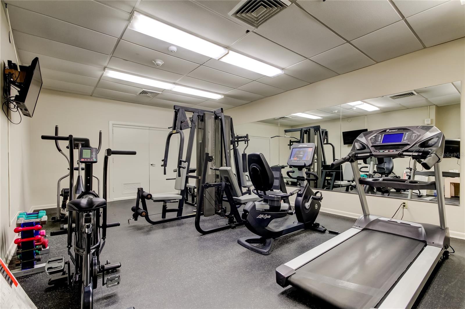 675 S GULFVIEW BLVD #1001, CLEARWATER BEACH, FL, 33767