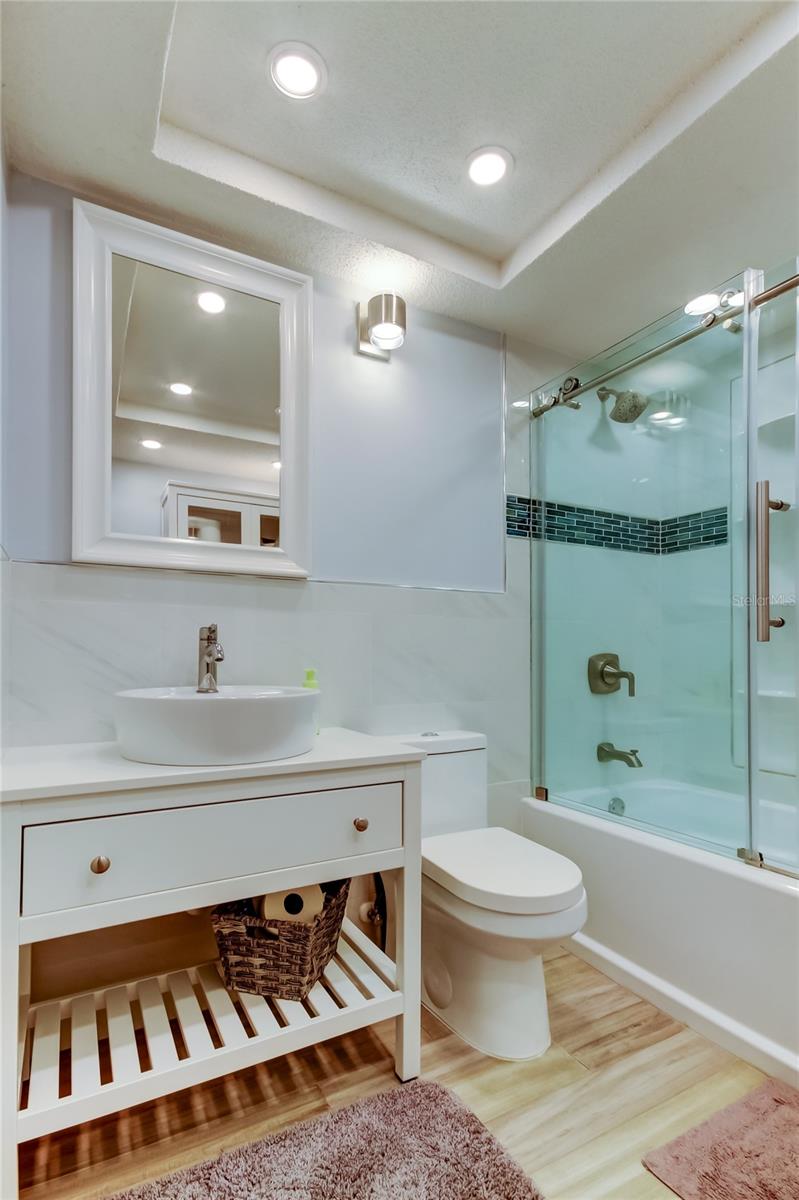 675 S GULFVIEW BLVD #1001, CLEARWATER BEACH, FL, 33767