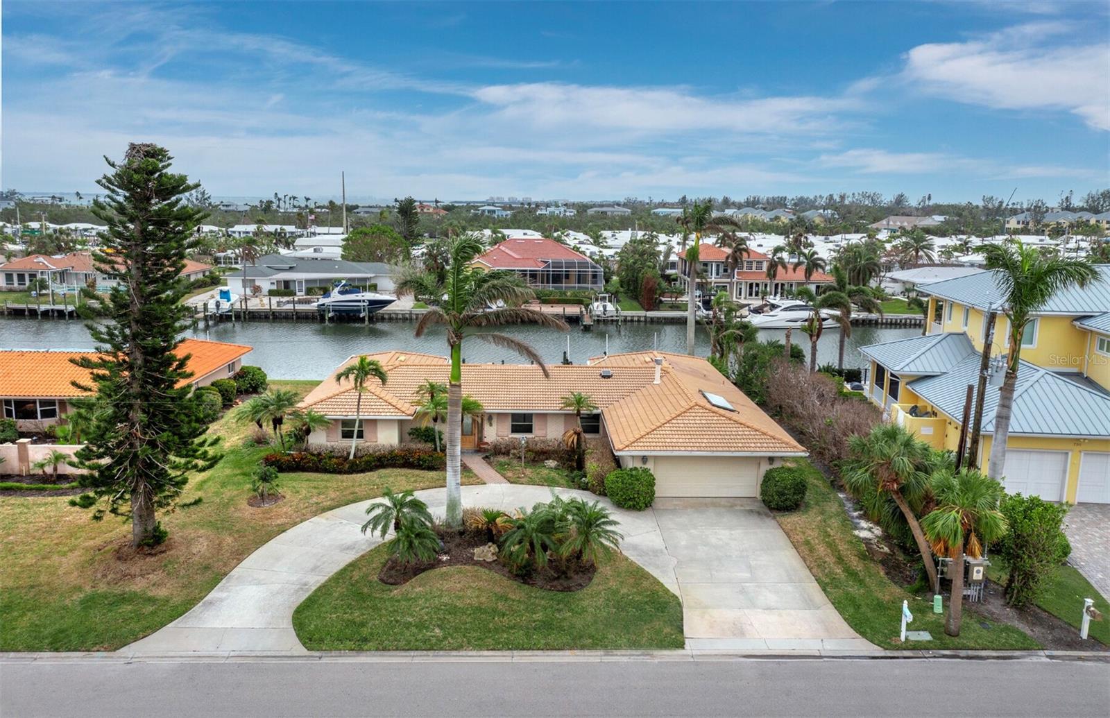 740 OLD COMPASS RD, LONGBOAT KEY, FL, 34228