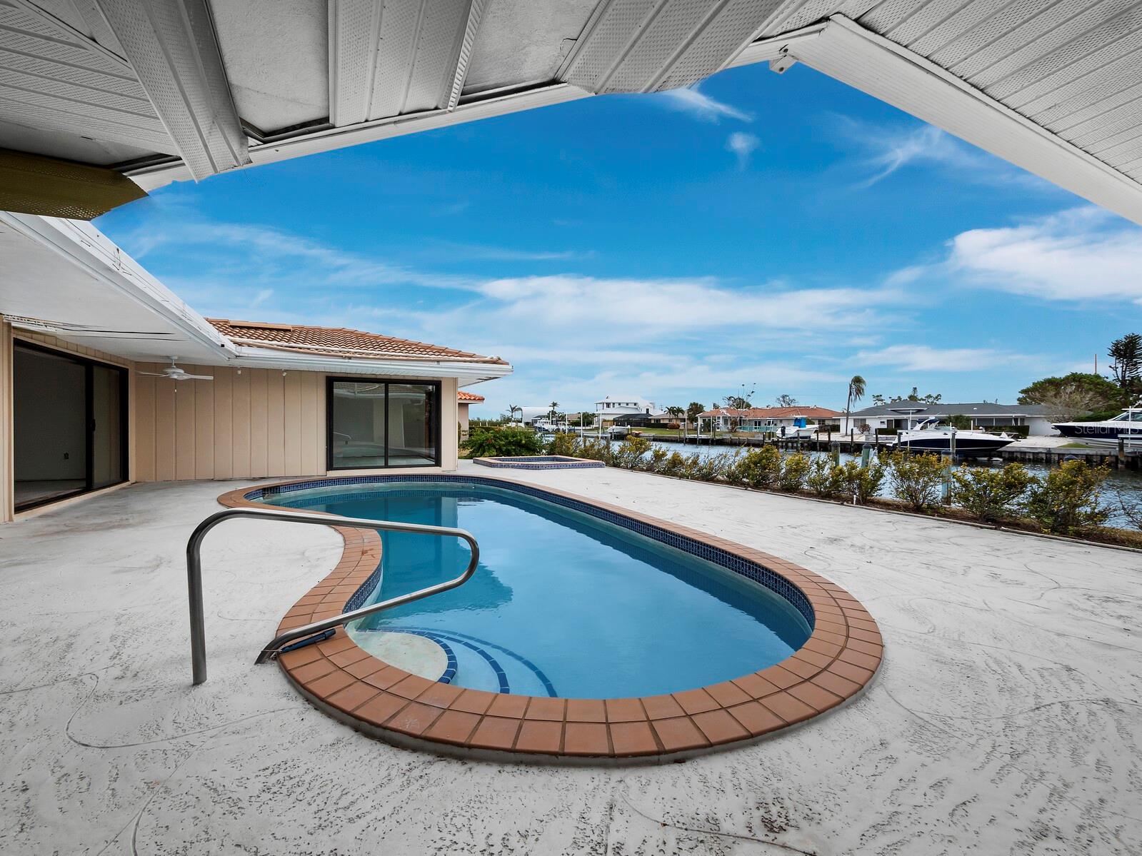 740 OLD COMPASS RD, LONGBOAT KEY, FL, 34228
