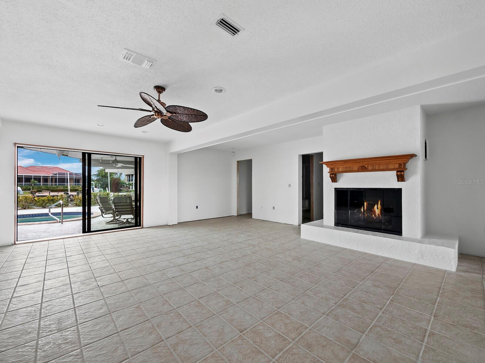 740 OLD COMPASS RD, LONGBOAT KEY, FL, 34228