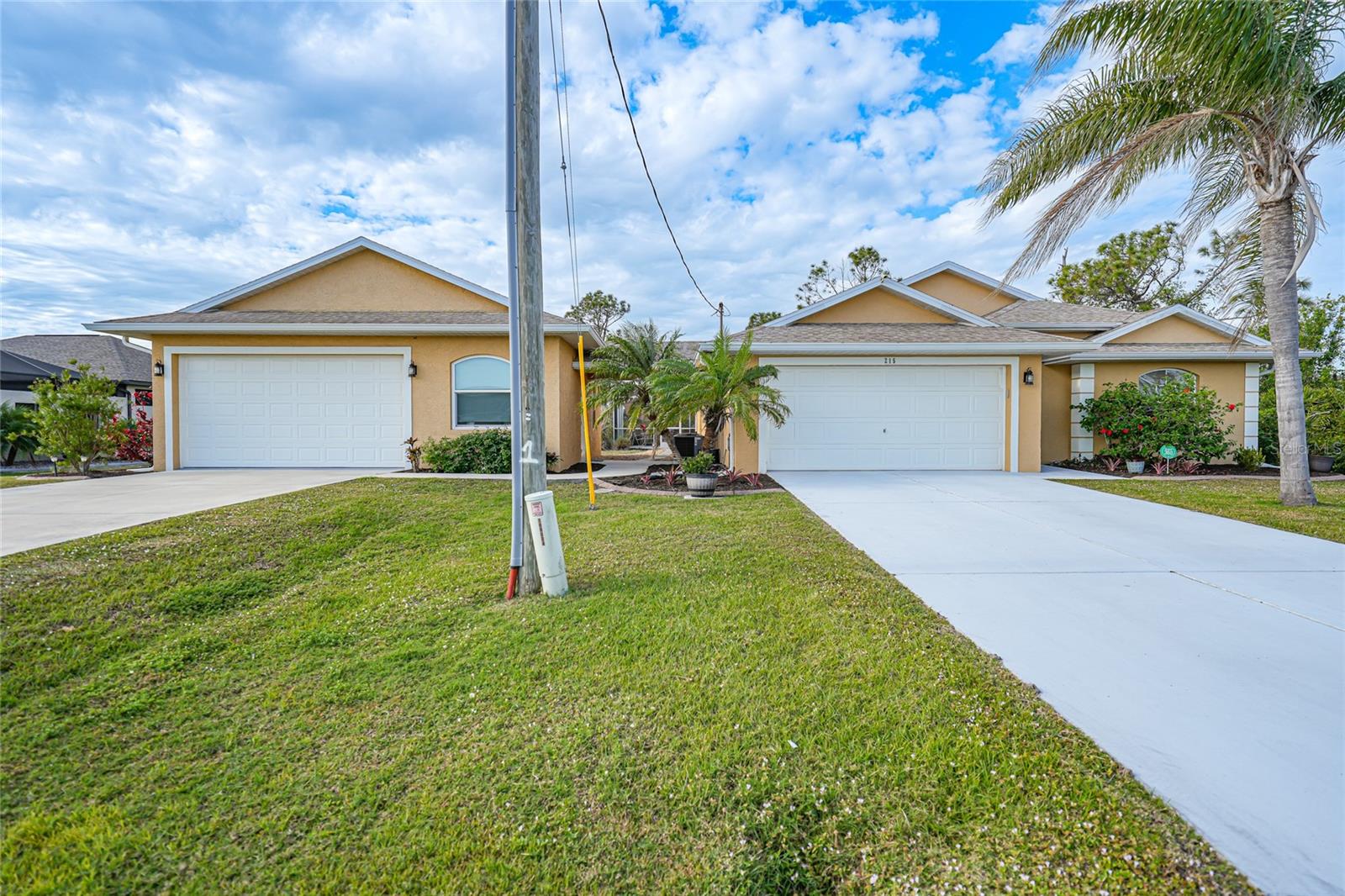 215 AUSTRALIAN DR, ROTONDA WEST, FL, 33947