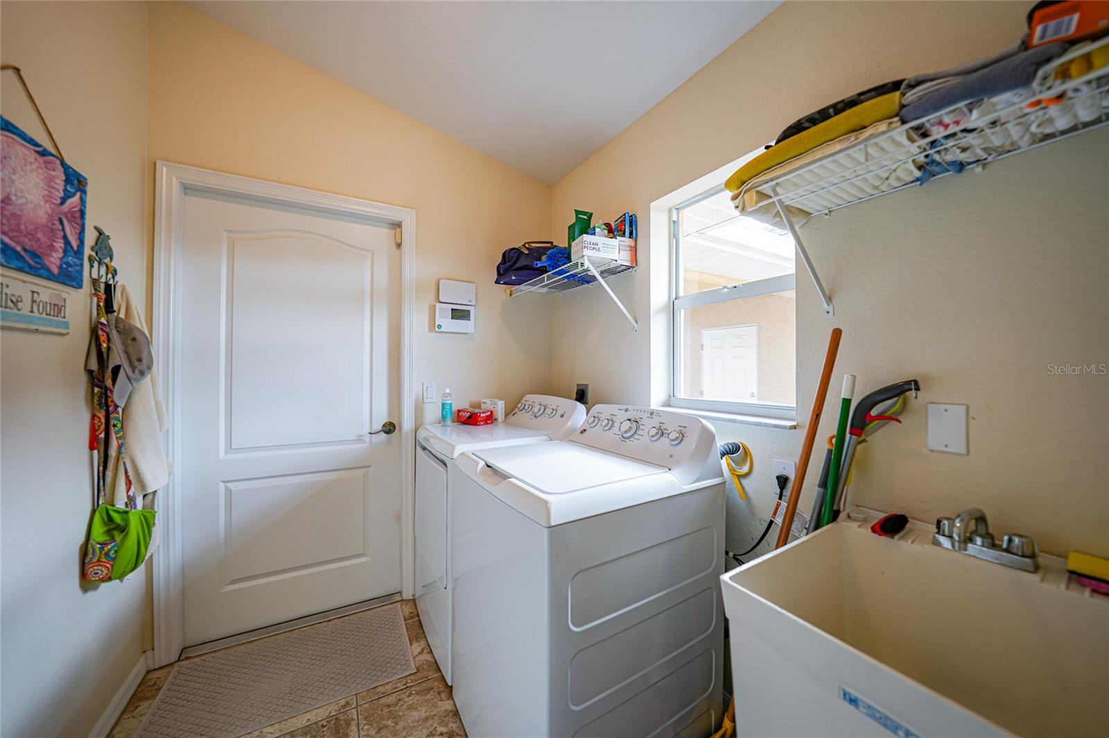 215 AUSTRALIAN DR, ROTONDA WEST, FL, 33947