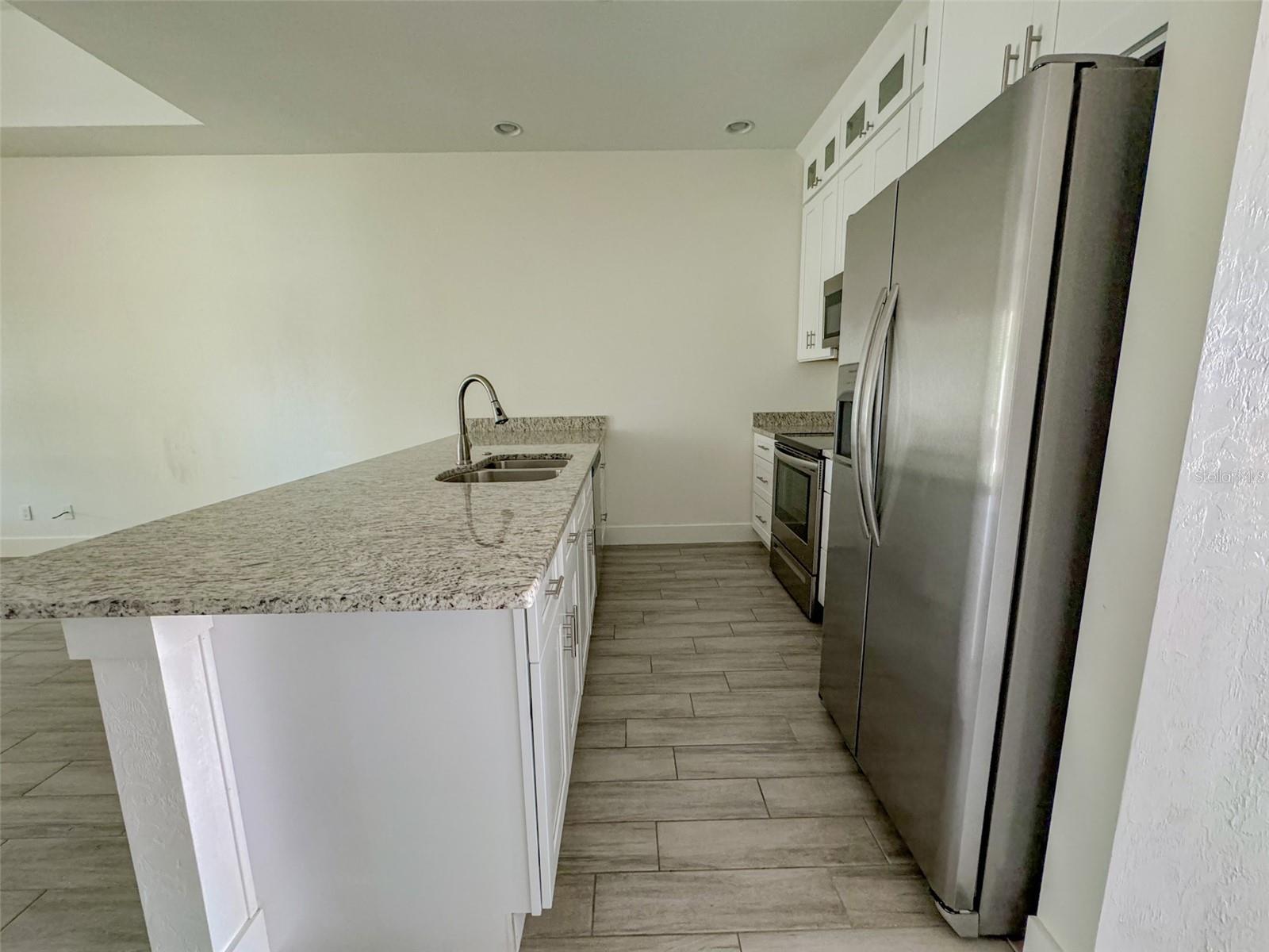 2307 MAGDALINA DR #112, PUNTA GORDA, FL, 33950